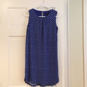 Ann Taylor blue and white patterned dress